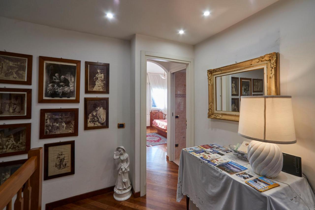 Bed and Breakfast Tosca House à Varenna Extérieur photo
